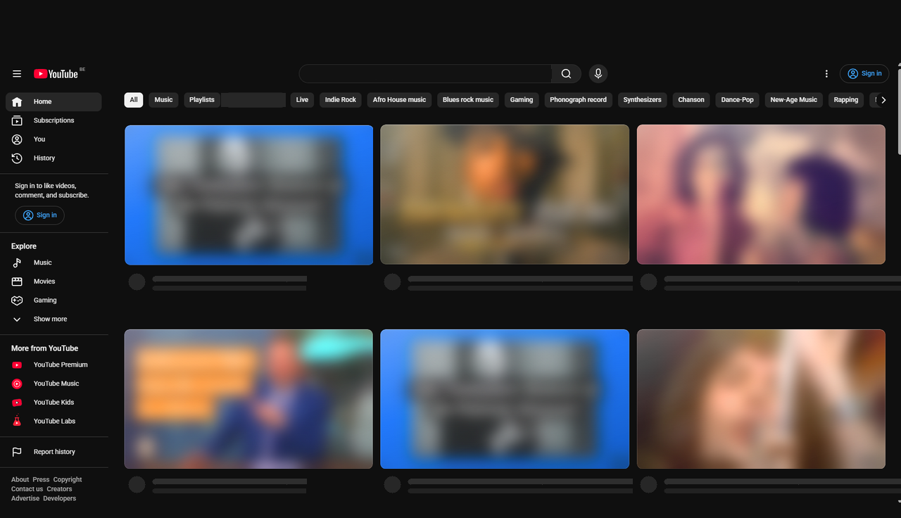 YouTube with thumbnails veiled by BlurTube